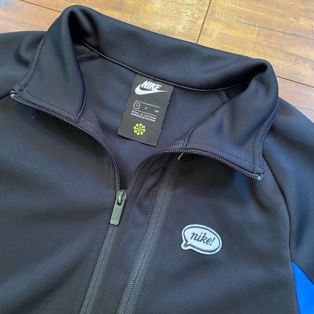 Nike! Essential Performance Jacket, Size: Small - image 8